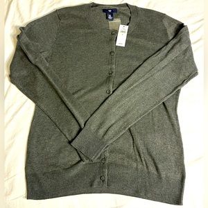 Gap gray cardigan size M new with tag